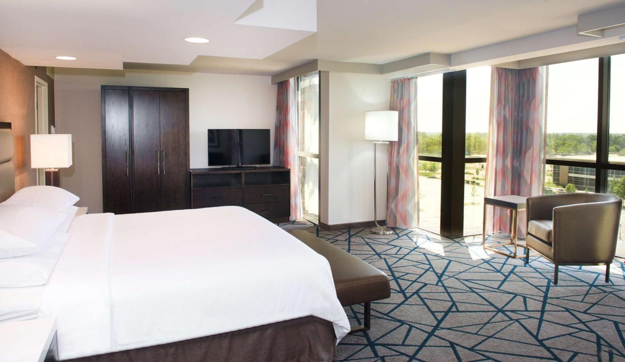 Embassy Suites By Hilton Detroit - Livonia/Novi מראה חיצוני תמונה